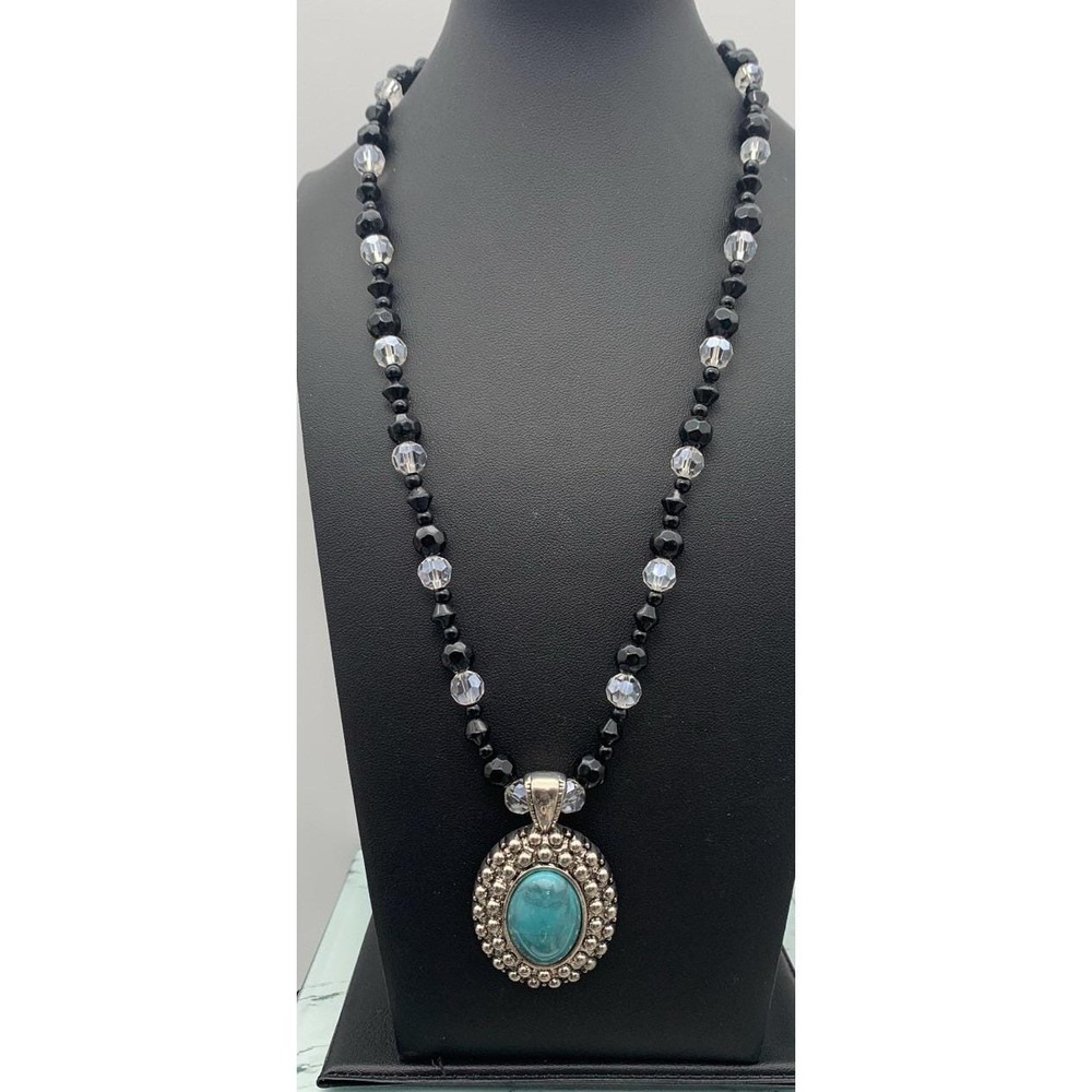 Unique Faceted‎ Black & AB Beaded Necklace With A Faux Turquoise Pendant 20"